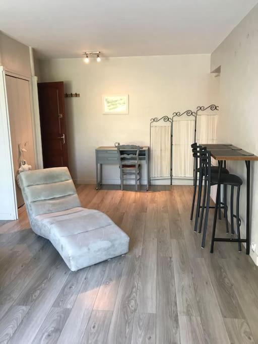 Apartmán Chez-Sixtine Albon Exteriér fotografie
